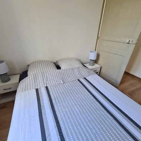 Appartement 60M2 Rdc Avec Jardin Saint-Génis Kültér fotó